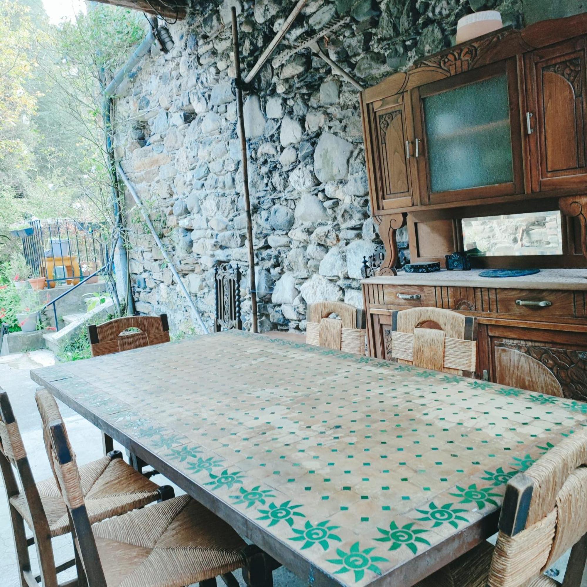 Gite Et Jardin En Bord De Riviere Saumane Exteriér fotografie